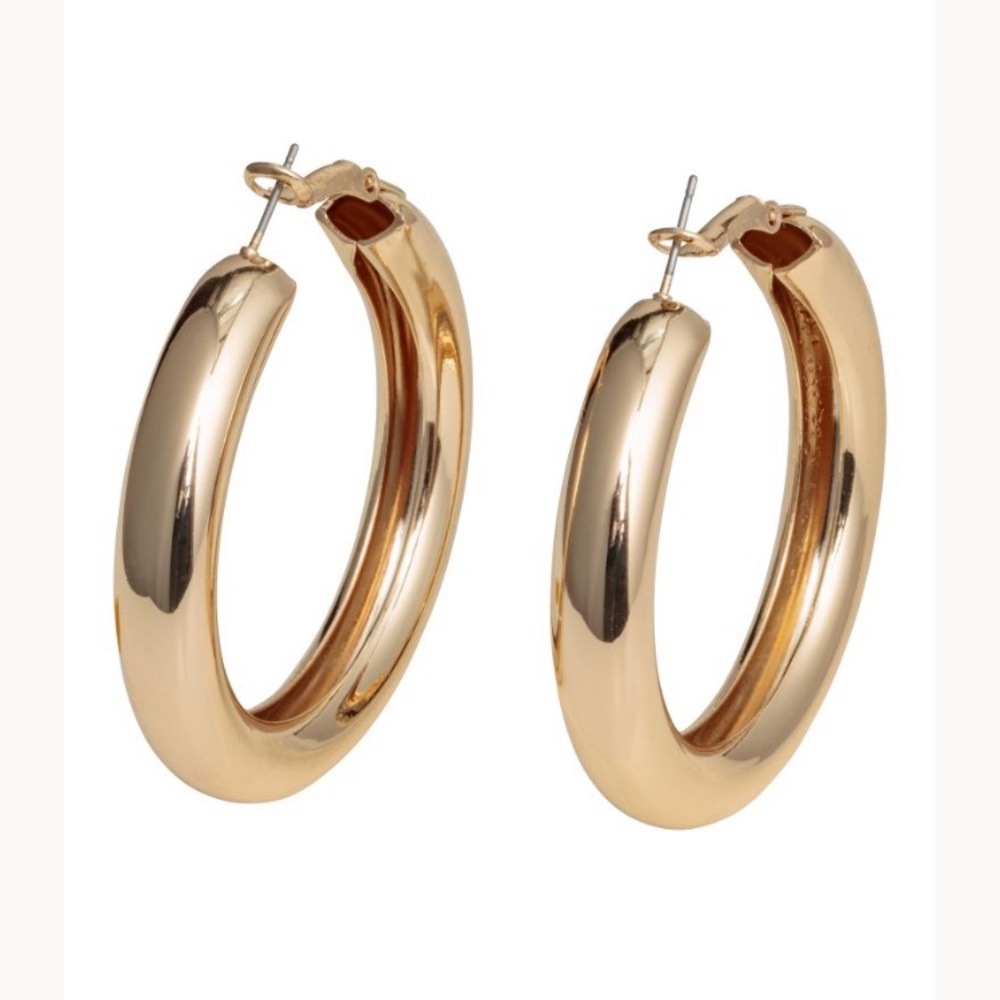 NWT Chunky Gold Hoop Earrings - Picture 2 of 3